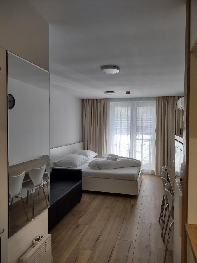 Arcadia Apartment *